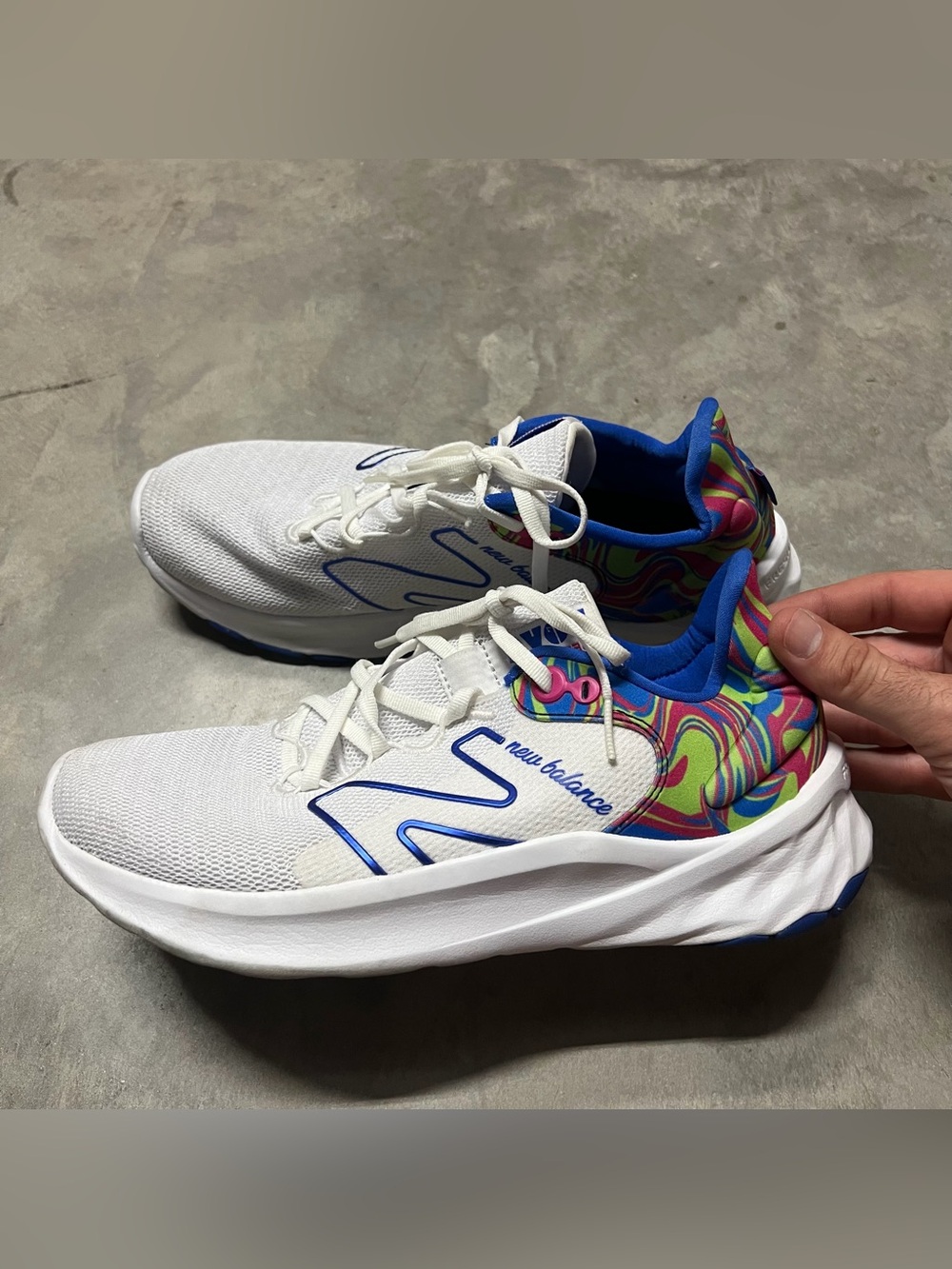 New Balance Women's Fresh Foam ROAV V2 Running Shoes (WROAVJW2)  Size 11